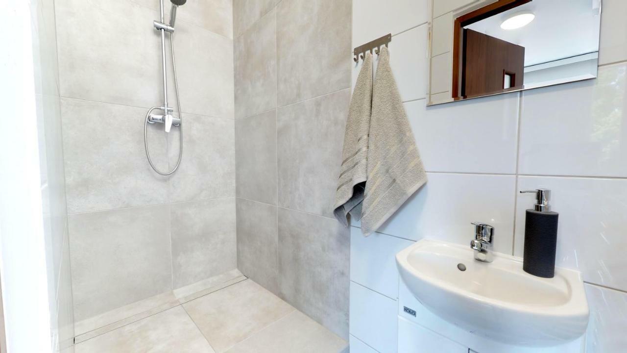 New Whitehouse Rooms Gdańsk Extérieur photo